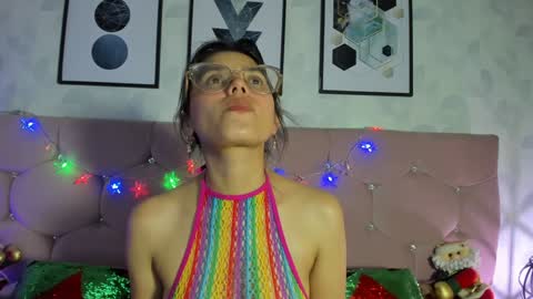 Snapshot of yukki_kuran chatting on December 27, 2024, 2:36 am Yukki Kuran online show from December 27, 2024, 2:36 am