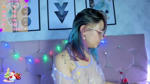 Snapshot of yukki_kuran chatting on January 5, 2025, 7:28 am Yukki Kuran online show from January 5, 2025, 7:28 am