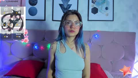 Snapshot of yukki_kuran chatting on January 11, 2025, 1:59 am Yukki Kuran online show from January 11, 2025, 1:59 am