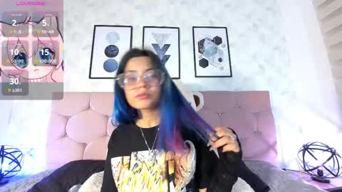 Snapshot of yukki_kuran chatting on March 9, 2025, 2:18 am Yukki Kuran online show from March 9, 2025, 2:18 am