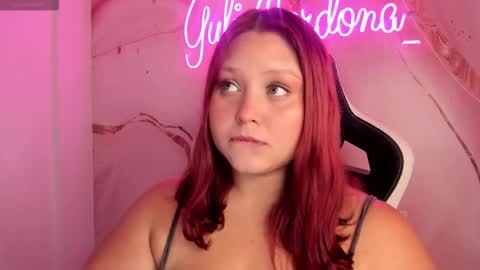 Snapshot of yuli_cardona_ chatting on October 22, 2025, 9:03 pm Yuliet online show from October 22, 2025, 9:03 pm