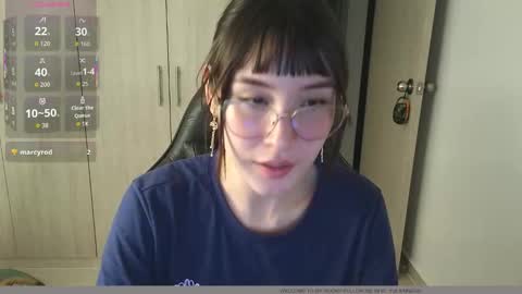 Yulienne online show from December 5, 2025, 2:09 am