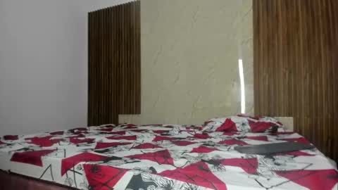 Snapshot of yuly_alex chatting on February 26, 2025, 11:20 am yuly_alex online show from February 26, 2025, 11:20 am