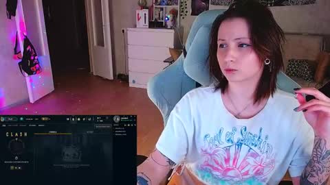 Snapshot of yum_neko_chan chatting on January 19, 2025, 9:02 pm Kris online show from January 19, 2025, 9:02 pm