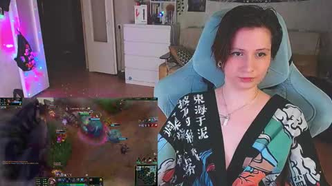 Snapshot of yum_neko_chan chatting on February 19, 2025, 8:10 pm Kris online show from February 19, 2025, 8:10 pm