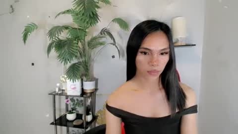 CALL ME YUMLEXX online show from July 9, 2026, 1:42 am