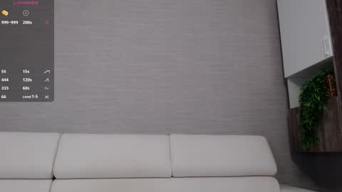 you babe online show from November 25, 2025, 8:03 am