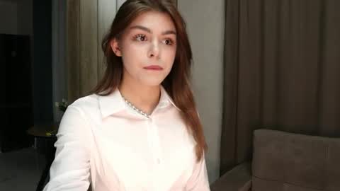 Snapshot of yummy_chica chatting on October 29, 2025, 2:19 pm yummy_chica online show from October 29, 2025, 2:19 pm