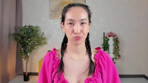 Snapshot of yummy_lamii chatting on February 20, 2026, 3:47 am Cindey online show from February 20, 2026, 3:47 am