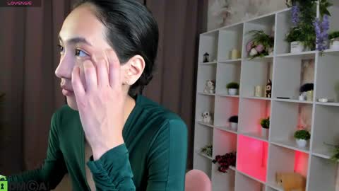 Snapshot of yummy_lamii chatting on May 30, 2026, 3:25 am Cindey online show from May 30, 2026, 3:25 am