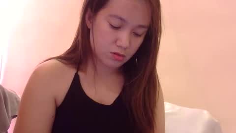 yummyclaya online show from March 15, 2026, 3:01 am