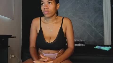 Yummyduo online show from October 8, 2025, 2:14 pm