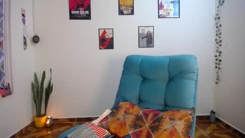 zara online show from October 20, 2025, 10:43 pm