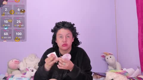 yunahott_ online show from December 24, 2024, 8:00 am