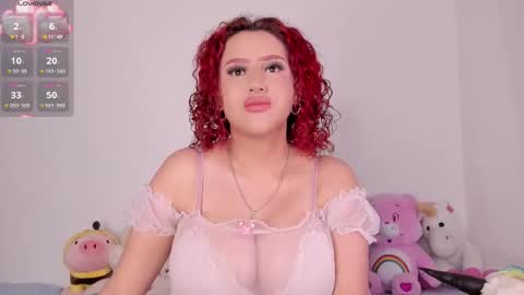 yunahott_ online show from January 12, 2026, 4:29 am