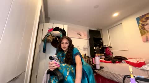 BbyTSSLut online show from April 16, 2026, 4:35 am