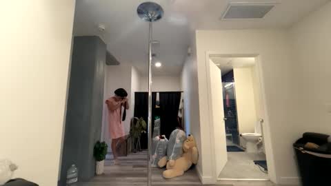 BbyTSSLut online show from May 21, 2026, 10:39 pm