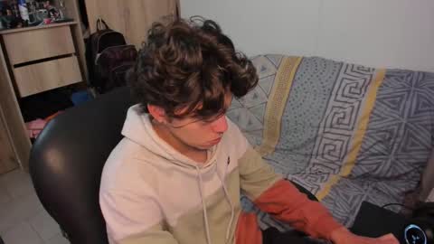 Snapshot of yurii_moody chatting on February 15, 2026, 7:21 pm yurii_moody online show from February 15, 2026, 7:21 pm