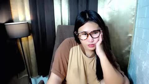 yuriyumixx_xoxo online show from November 9, 2025, 10:13 am