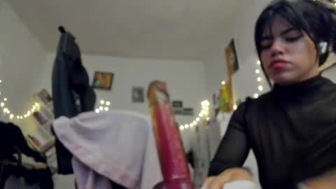 paola online show from February 20, 2025, 1:46 am