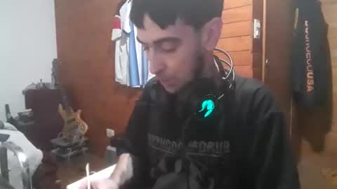 Yuumi online show from May 4, 2026, 5:47 am