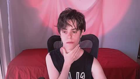 Yuyu online show from November 9, 2025, 7:12 pm