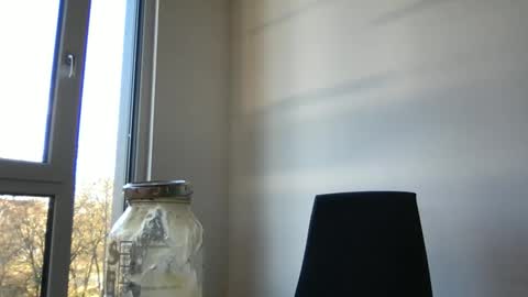 yvesbunnny online show from November 19, 2025, 11:43 am