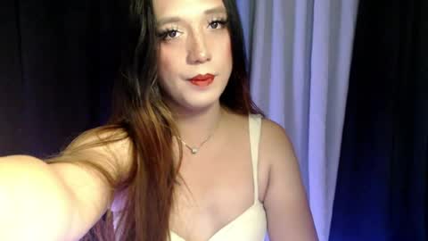 Snapshot of yvonefox21 chatting on July 10, 2026, 5:34 am Always horny bigcock online show from July 10, 2026, 5:34 am