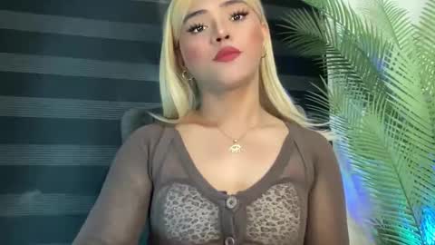 Miss Cali online show from February 17, 2025, 4:42 am
