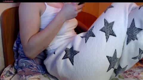 Snapshot of yzza_suave chatting on February 24, 2025, 5:53 pm yzza_suave online show from February 24, 2025, 5:53 pm