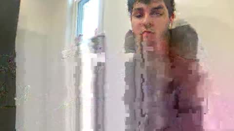 Snapshot of z95141 chatting on November 9, 2025, 2:37 pm z95141 online show from November 9, 2025, 2:37 pm