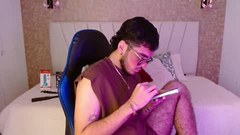 Snapshot of zac_golden chatting on November 5, 2025, 6:24 am Zack online show from November 5, 2025, 6:24 am