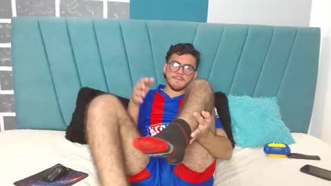 Zack  online show from December 5, 2025, 1:03 am