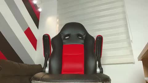 Zack  online show from February 4, 2026, 6:25 pm