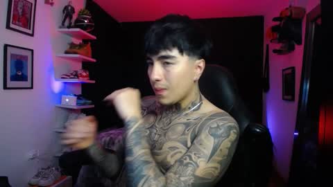 zac_muller1 online show from October 23, 2025, 6:34 am