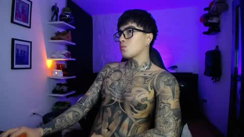 zac_muller1 online show from March 16, 2026, 5:44 am