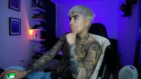 zac_muller1 online show from May 27, 2026, 3:47 am