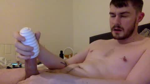 Snapshot of zacaxel chatting on December 20, 2024, 9:28 pm Zac Axel online show from December 20, 2024, 9:28 pm