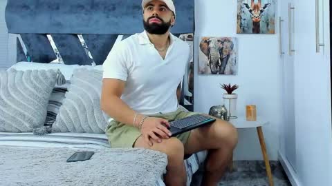 Richard online show from April 29, 2026, 1:04 pm