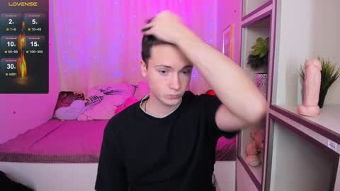 Snapshot of zack_hemsey chatting on December 2, 2024, 10:07 am Zack online show from December 2, 2024, 10:07 am