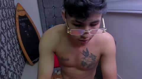 Snapshot of zack_horny19 chatting on March 12, 2025, 7:13 am Zack online show from March 12, 2025, 7:13 am