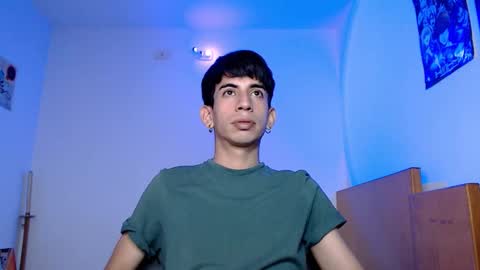 Snapshot of zack_kingg chatting on September 15, 2025, 2:50 pm Zack King online show from September 15, 2025, 2:50 pm