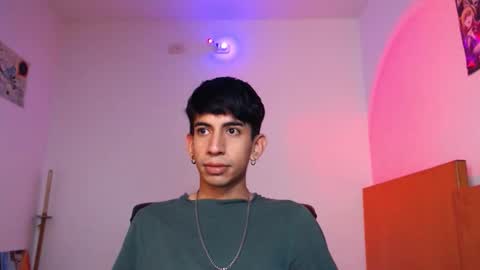 Snapshot of zack_kingg chatting on September 16, 2025, 12:28 pm Zack King online show from September 16, 2025, 12:28 pm