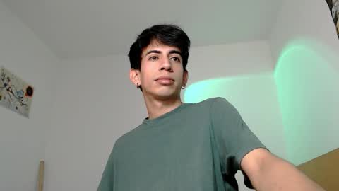 Snapshot of zack_kingg chatting on October 14, 2025, 6:42 pm Zack King online show from October 14, 2025, 6:42 pm