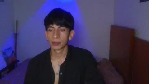 Snapshot of zack_kingg chatting on October 24, 2025, 4:36 pm Zack King online show from October 24, 2025, 4:36 pm