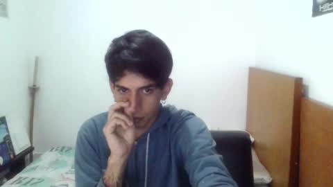 Snapshot of zack_kingg chatting on November 4, 2025, 2:38 pm Zack King online show from November 4, 2025, 2:38 pm