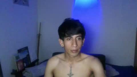 Snapshot of zack_kingg chatting on November 5, 2025, 2:44 am Zack King online show from November 5, 2025, 2:44 am