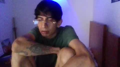 Snapshot of zack_kingg chatting on November 11, 2025, 6:52 pm Zack King online show from November 11, 2025, 6:52 pm