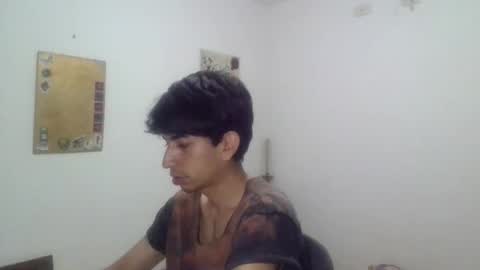 Snapshot of zack_kingg chatting on November 19, 2025, 11:27 pm Zack King online show from November 19, 2025, 11:27 pm