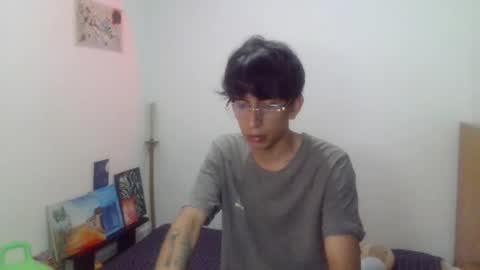 Snapshot of zack_kingg chatting on November 21, 2025, 6:28 pm Zack King online show from November 21, 2025, 6:28 pm